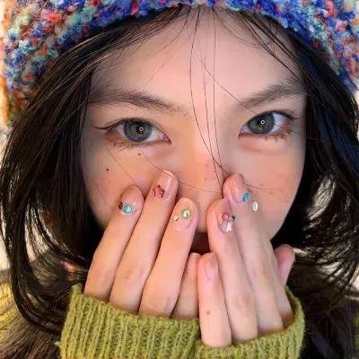 剃刀刀 海报